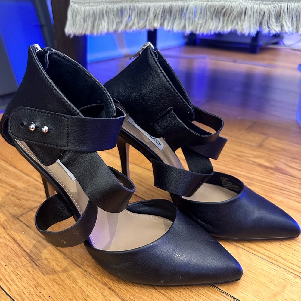 Steve Madden Dupree Heels